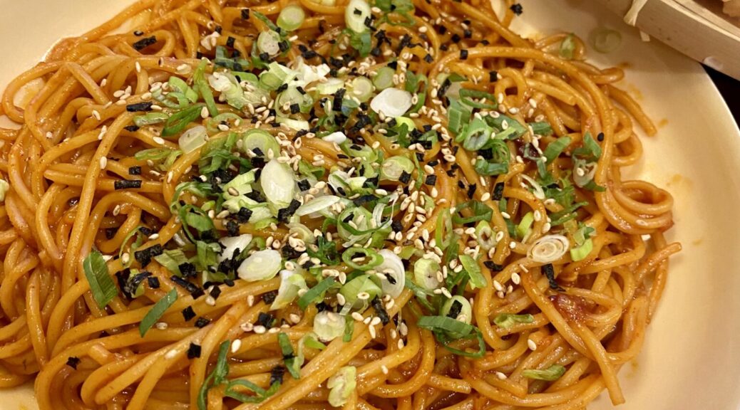 Gochujang Noodles (Spicy Korean Noodles) - Chili Pepper Madness